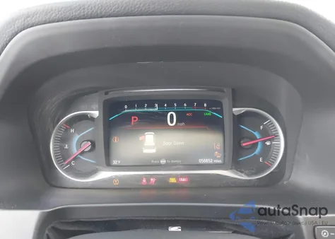 2021 Honda Pilot 2Wd Special Edition z USA, uszkodzony, nr VIN 5FNYF5H28MB004325